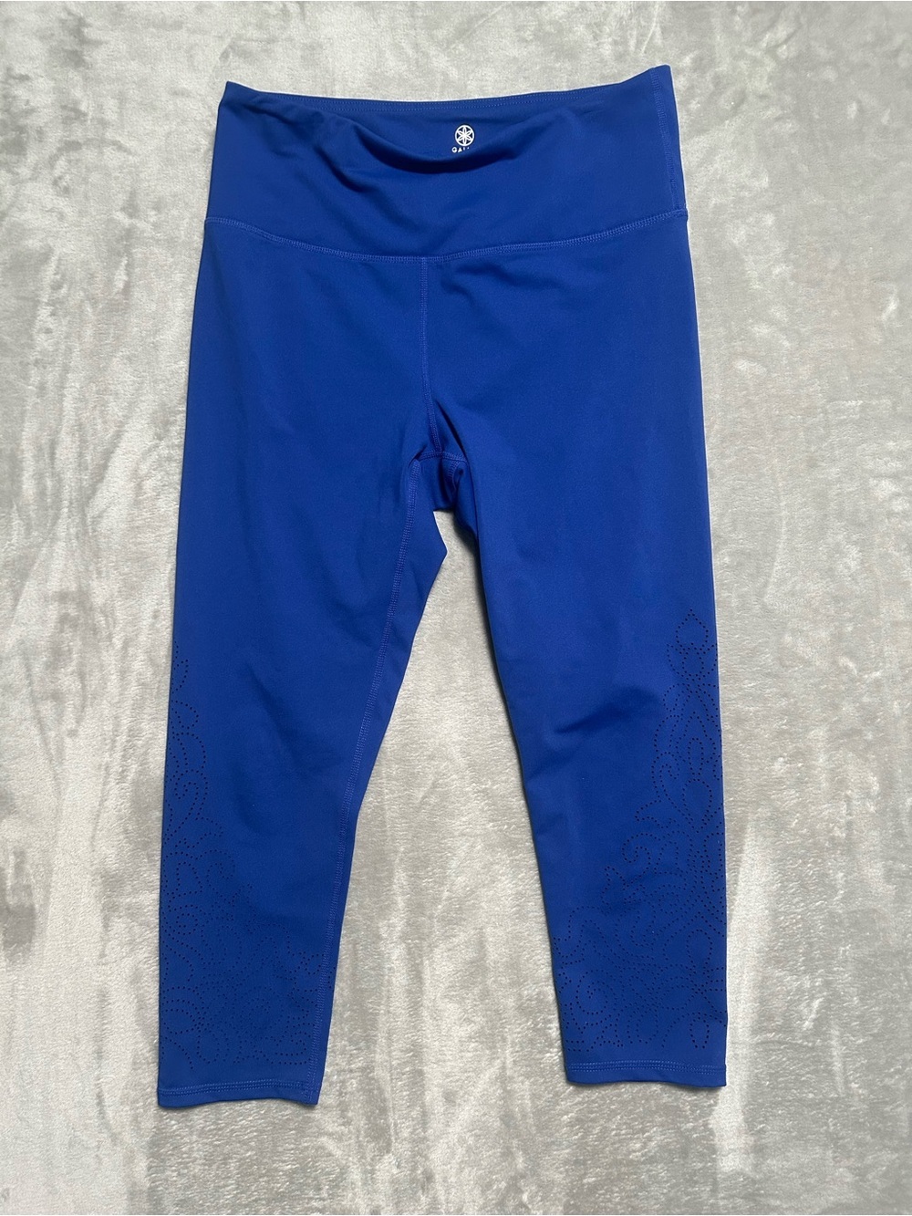 Gaiam Cropped Laser Cut Leggings Women’s Large Blue Yoga Running